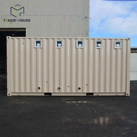 Sprchový kontejner na staveništi